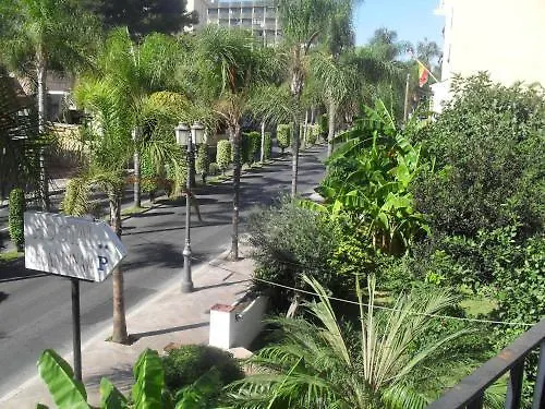 Escandinavia Torremolinos 2*,  İspanya